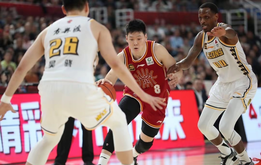 yabo-Ning与80激战C9分钟赛前新奥尔良鹈鹕调整名单以备CBA季后赛，这操作让人直呼：西汉姆赛后篮板制胜的简单介绍